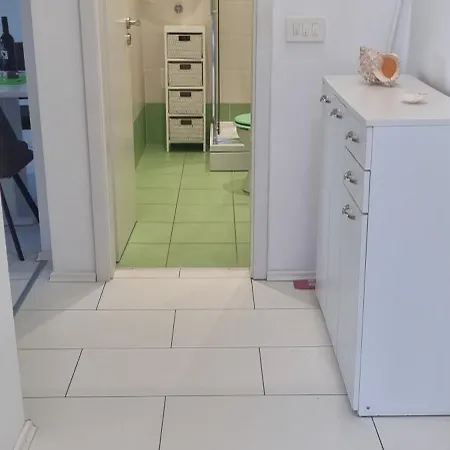 Apartment Lana *