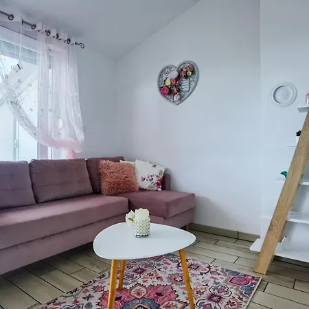 Apartment Lana *
