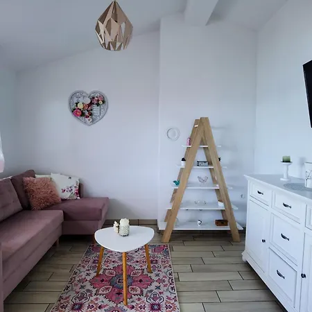 Lana Apartmán